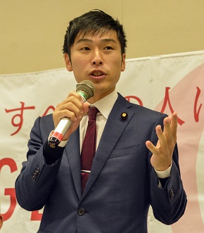 山添拓議員