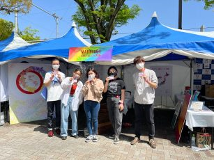 TRP2022のブースの様子向かって右が川合さん