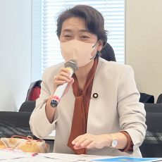 高木まり参議院議員
